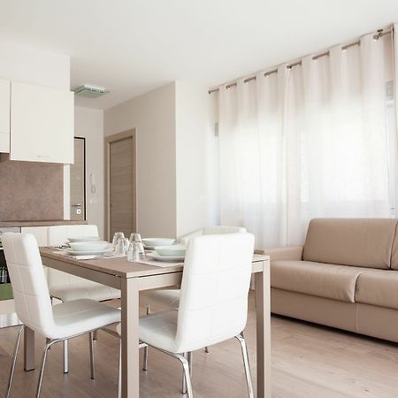 Astoria Suite Apartments Bolonia Zewnętrze zdjęcie