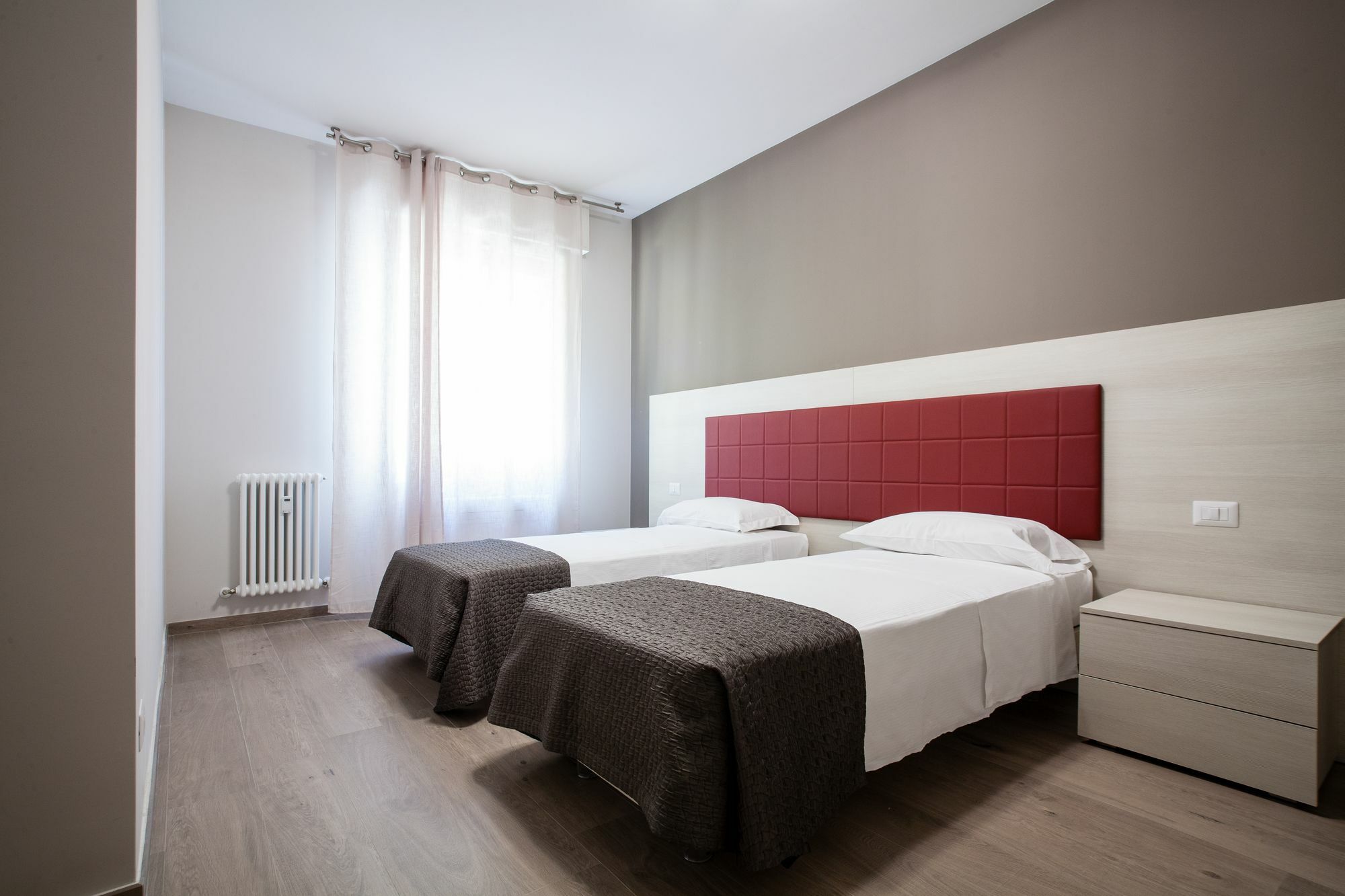 Astoria Suite Apartments Bolonia Zewnętrze zdjęcie