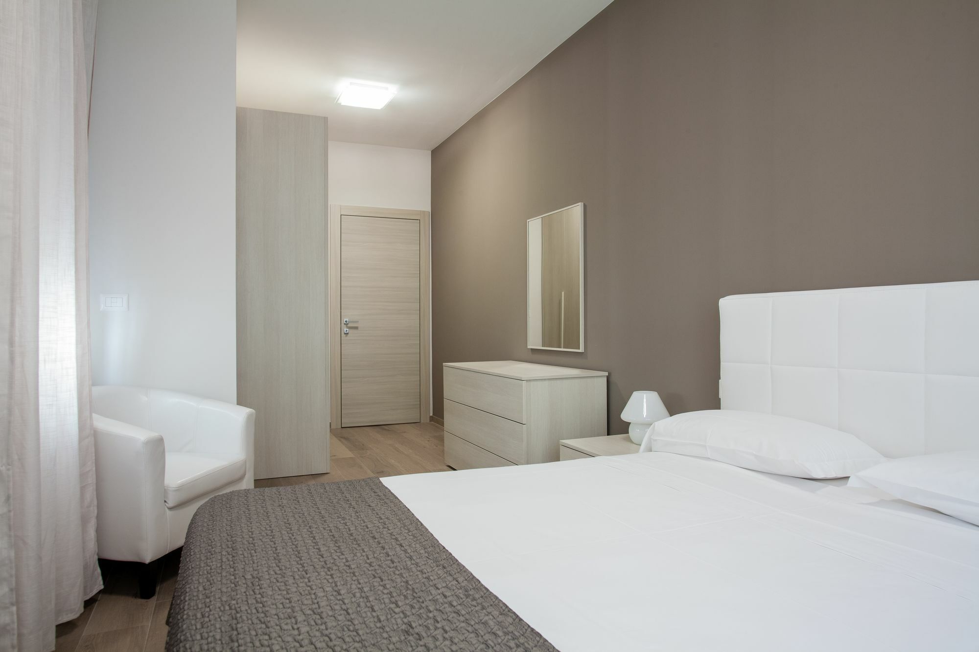 Astoria Suite Apartments Bolonia Zewnętrze zdjęcie